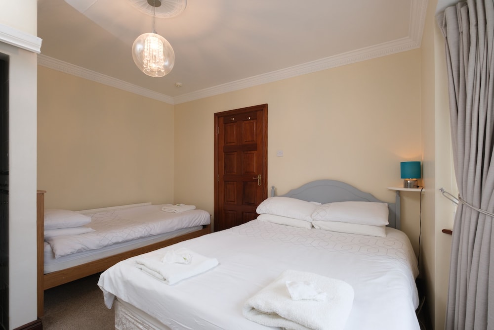 Four Seasons B&B 15/40