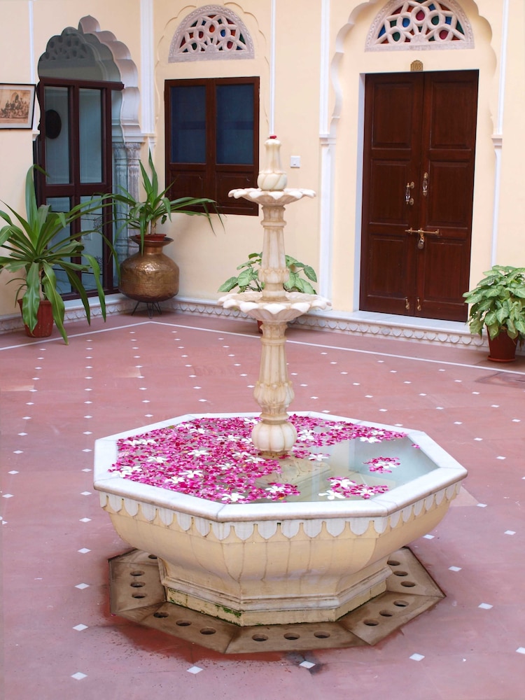 Khandela Haveli A Heritage Boutique Hotel 10/47