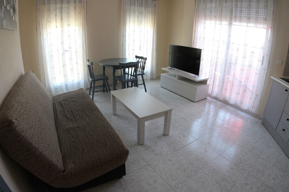 APARTAMENTOS MARINA INTERNACIONAL 25/50