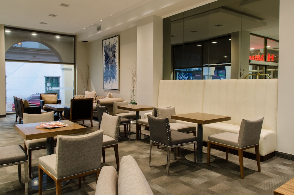 San Nicolas Plaza Hotel 42/61