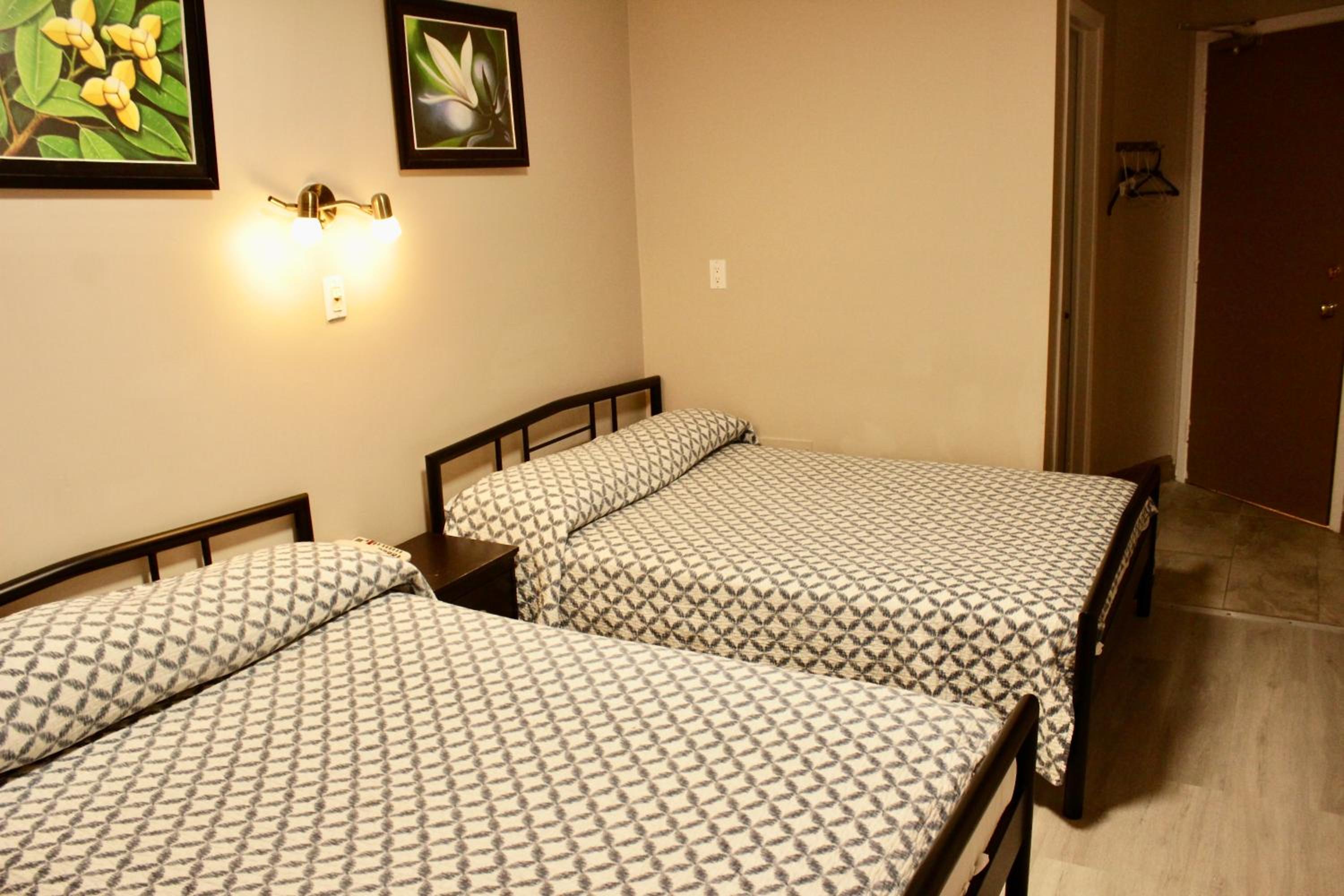Hotel Victor 14/33