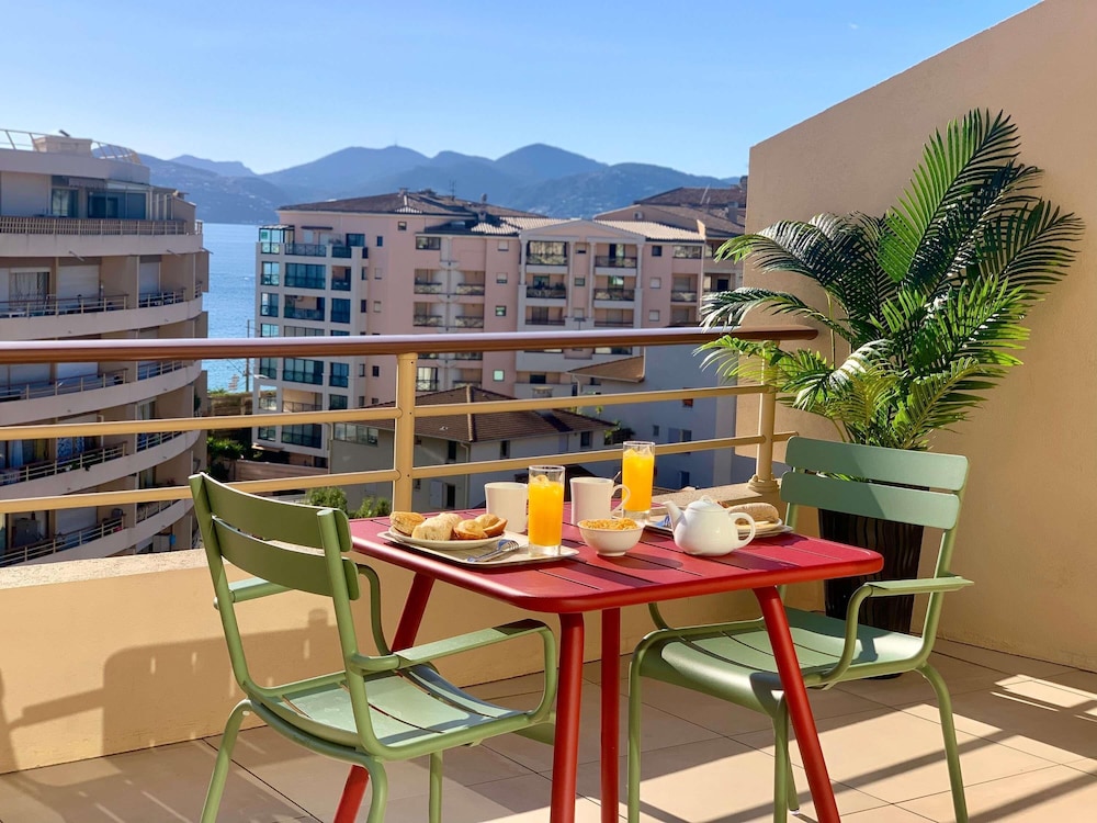 ibis Cannes Plage La Bocca 49/63
