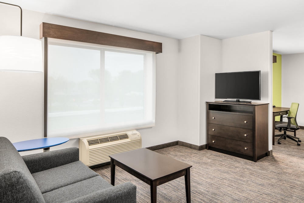 Holiday Inn Express Hotel And Suites Wilmington Newark 40/72