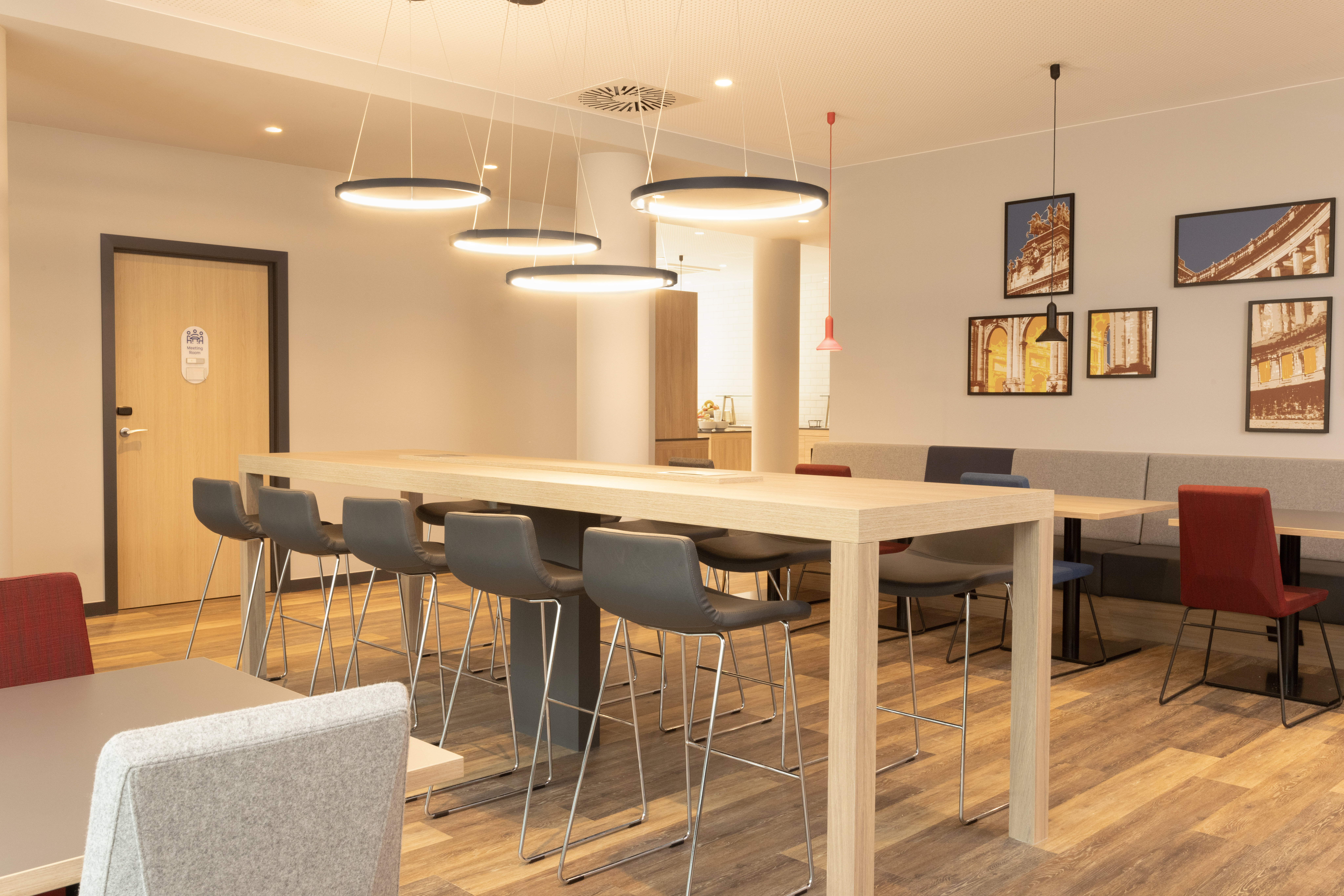 Holiday Inn Express Brussels Airport by IHG 36/43