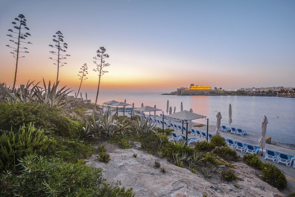 Corinthia Hotel St Georges Bay 47/50