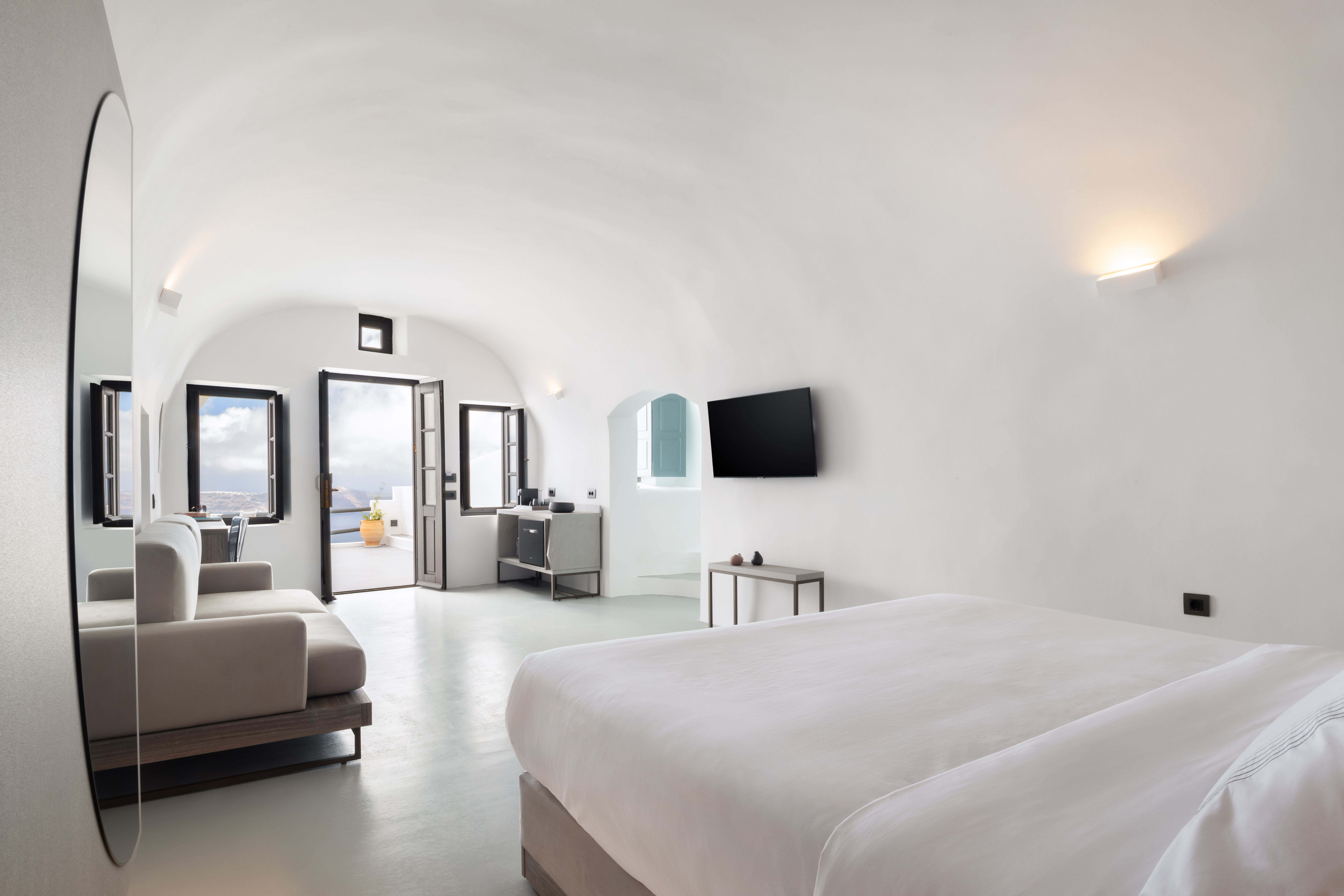 Honeymoon, Suite, Caldera and Sea View, Outdoor Jetted Tub