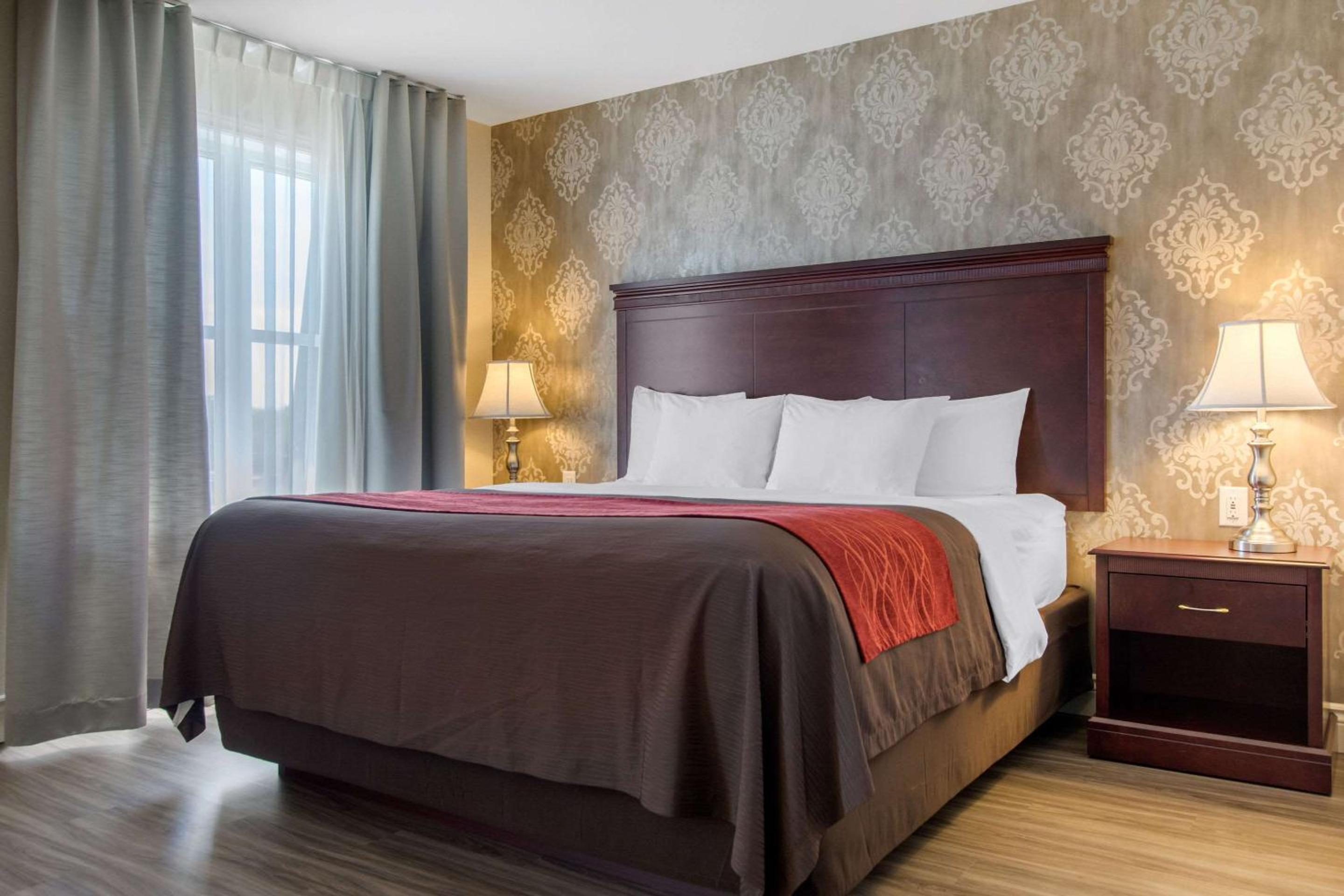 Deluxe, Suite, King Bed
