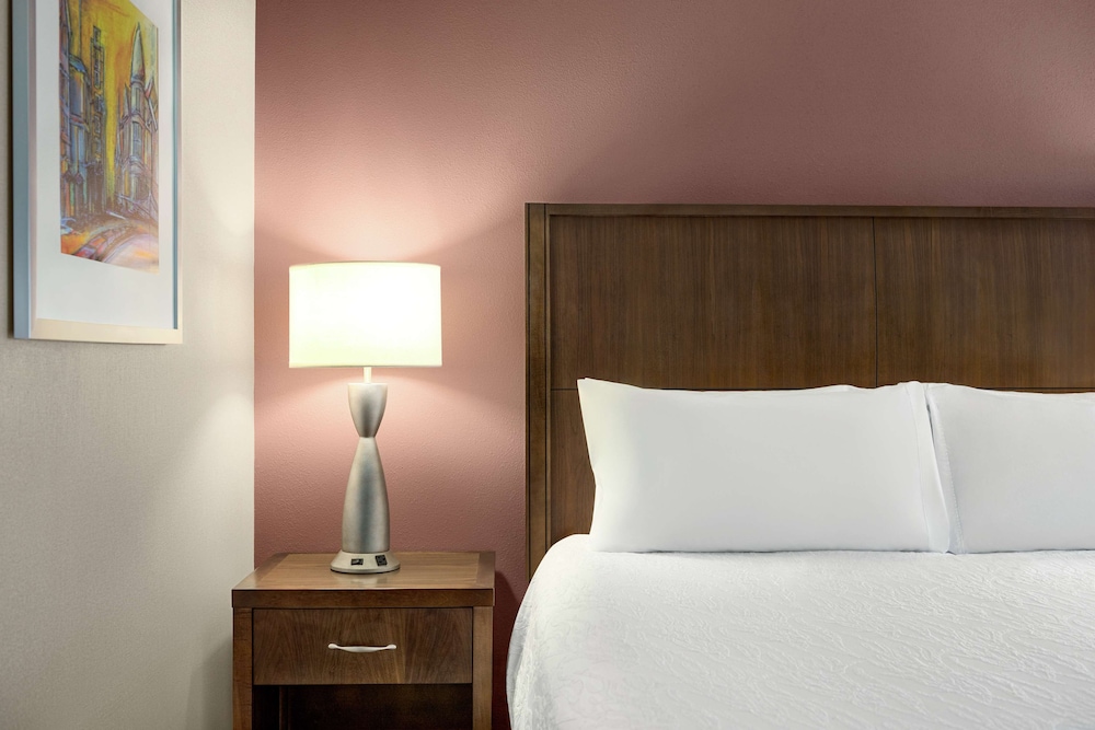 Hilton Garden Inn Louisville Downtown 36/87