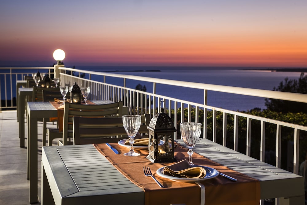 Dionysos Village Resort 35/50