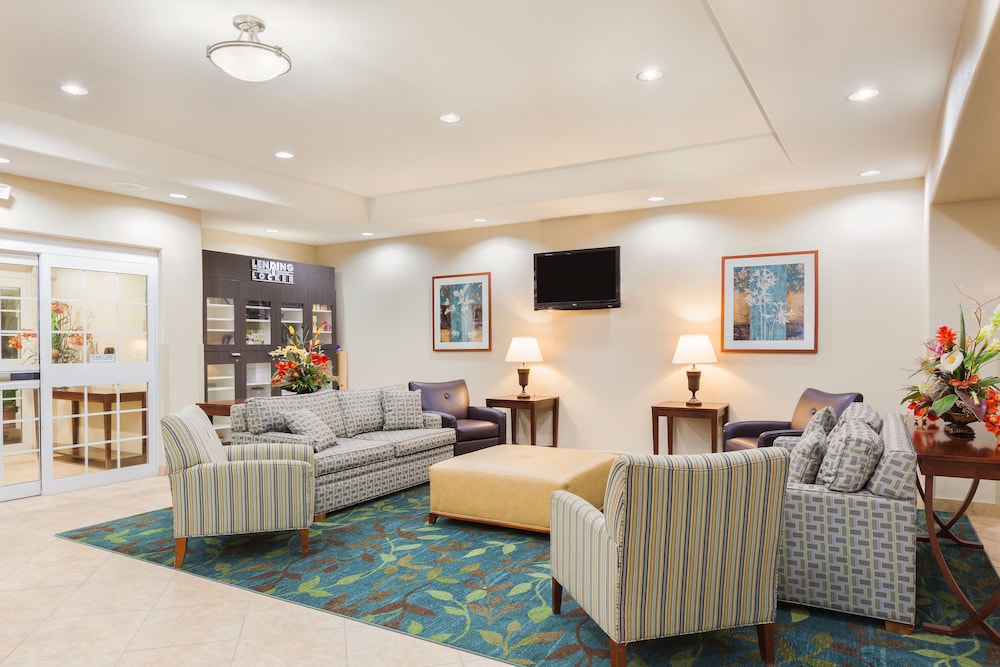 Candlewood Suites Lake Jackson Clute 39/60