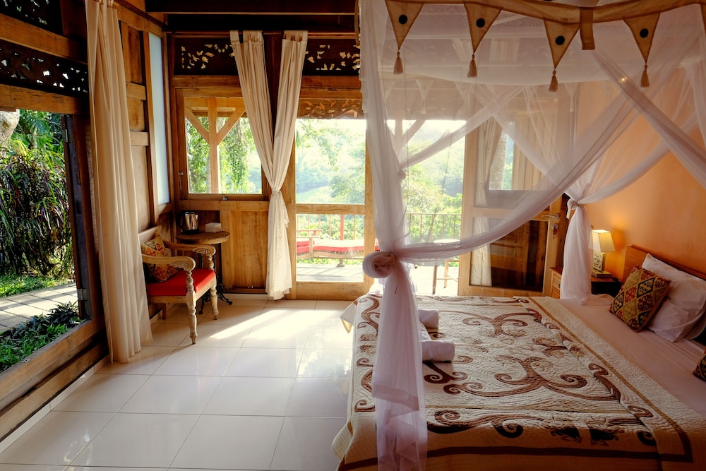 Prashanti Ubud 12/50
