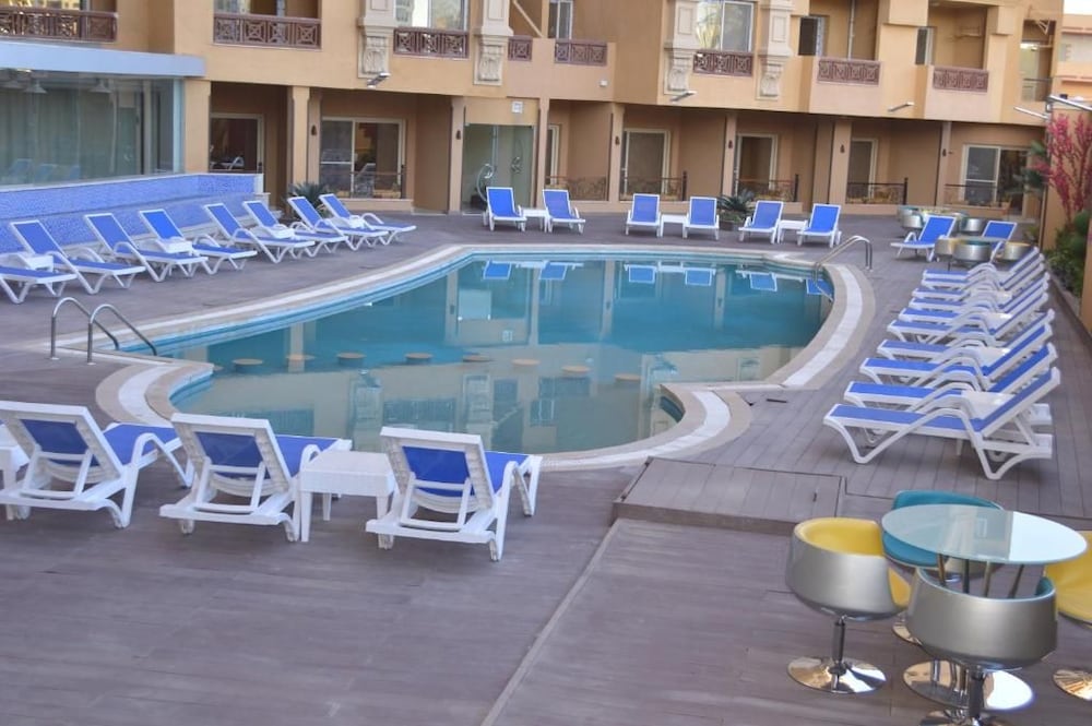 Eastern Al Montazah Hotel 7/66