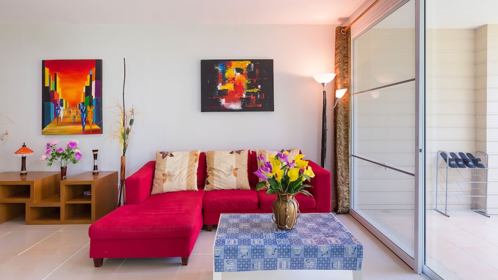Baan Poolom Beachfront Condominium 24/50
