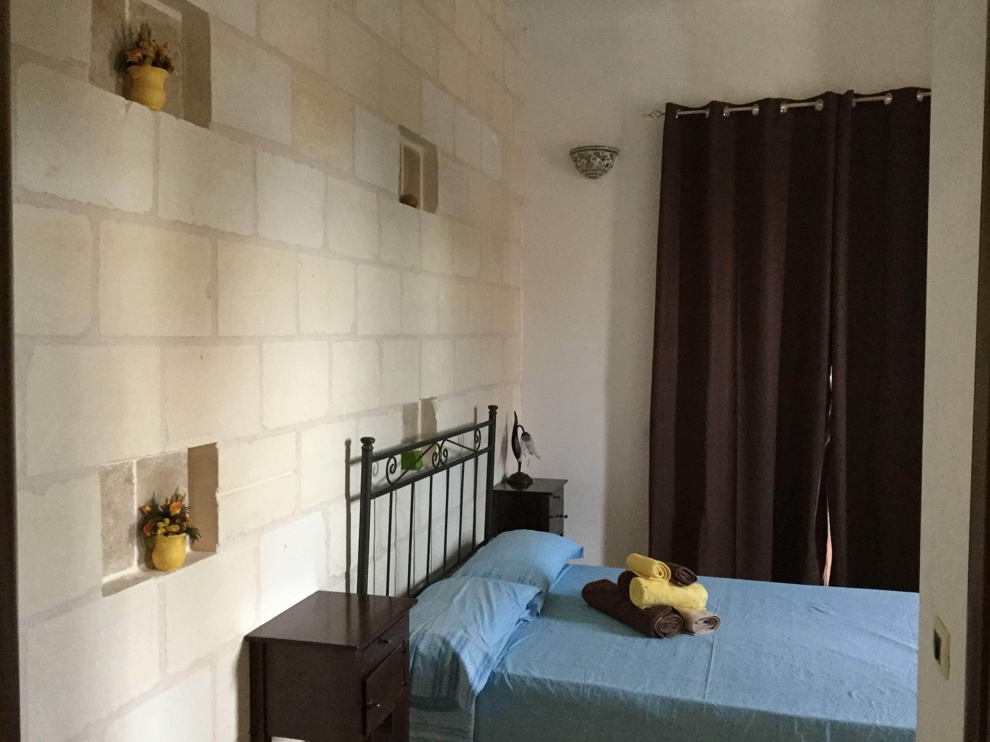 City, Double Bed