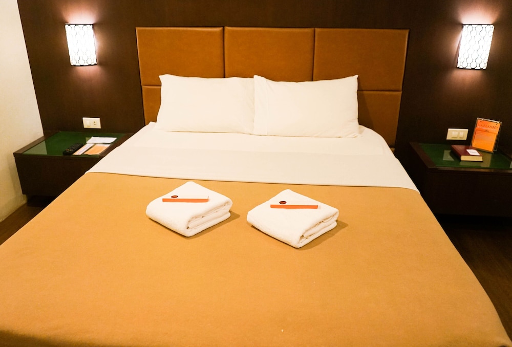 Tacloban Plaza Hotel 14/51