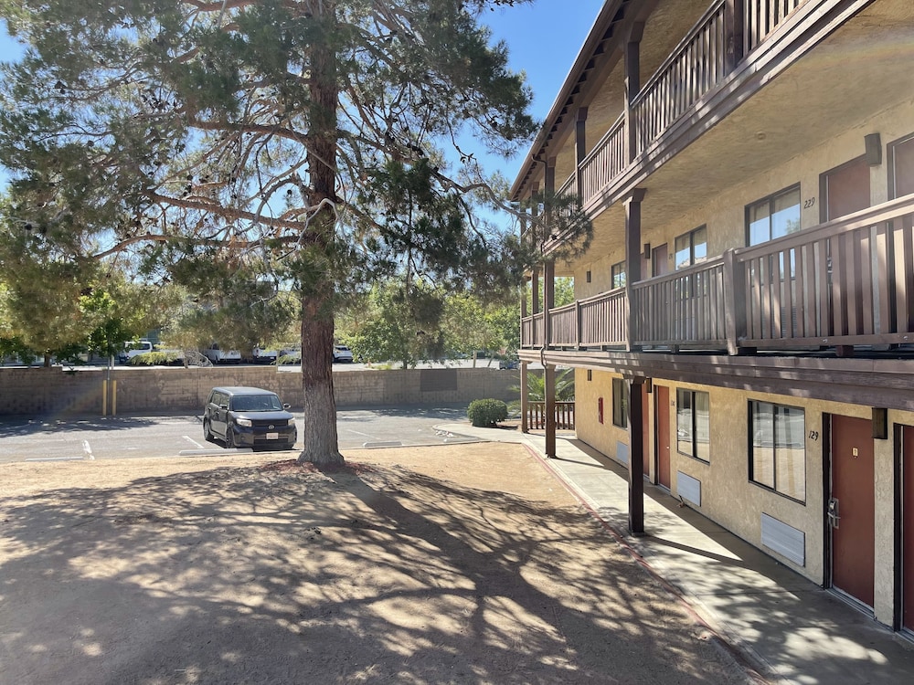 Palms Inn & Suites 29/50