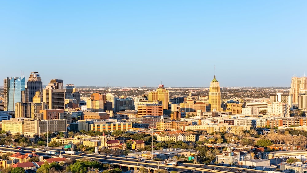 Baymont by Wyndham San Antonio Downtown 3/40