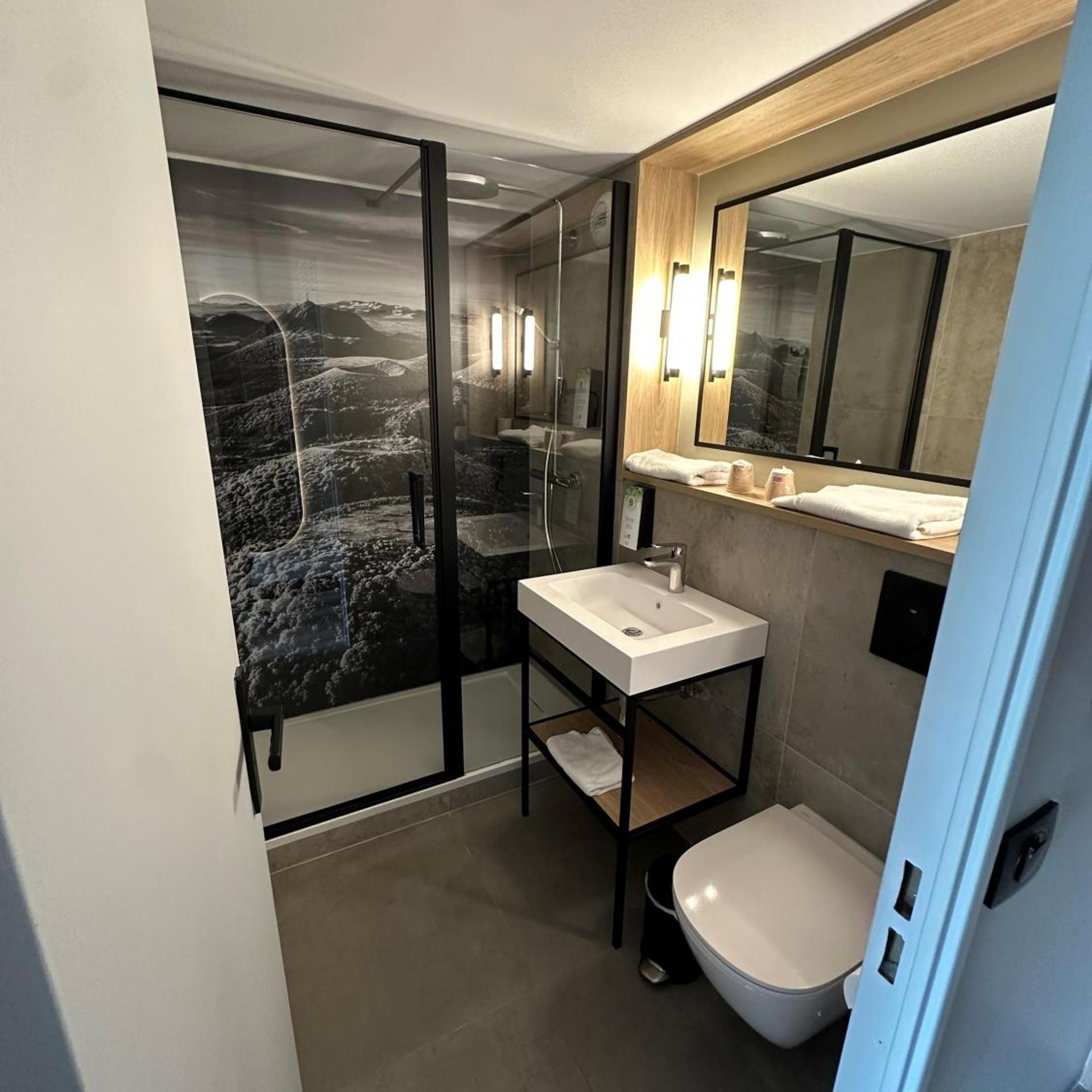غرفة بسريرين منفصلين، Campanile Clermont Ferrand Riom 9/10