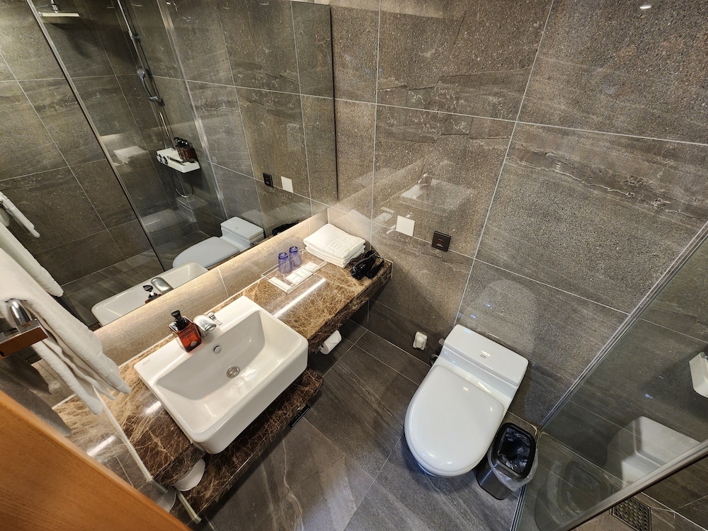 Seogwipo JS Hotel 66/66