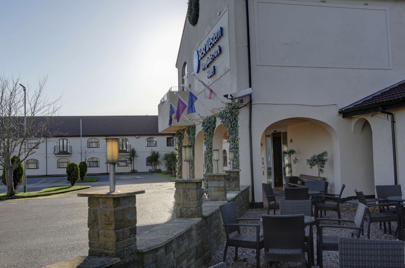 Widnes Halton Everglades Park Hotel 13/14