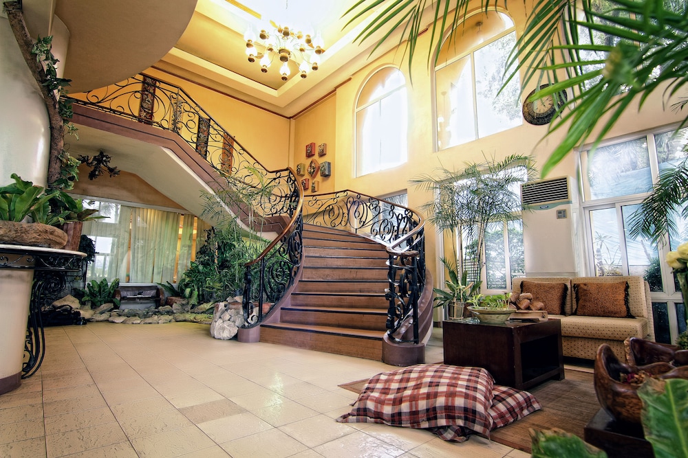 Subic Park Hotel 6/73