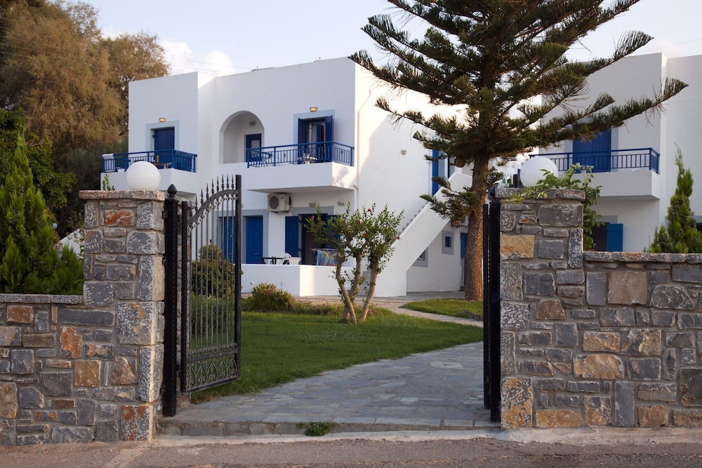 Cretan Seaside Boutique Hotel 42/50
