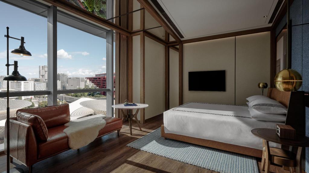 Room, King Bed, Pavilion View
