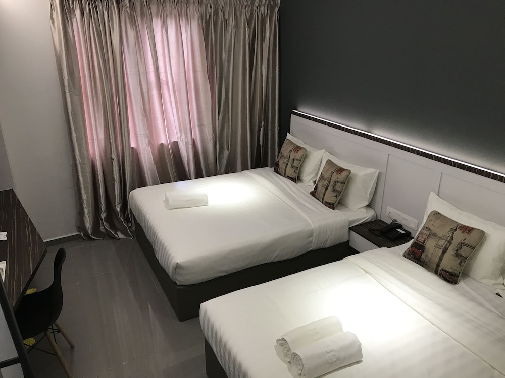 Hotel 99 - Kota Kemuning 25/67
