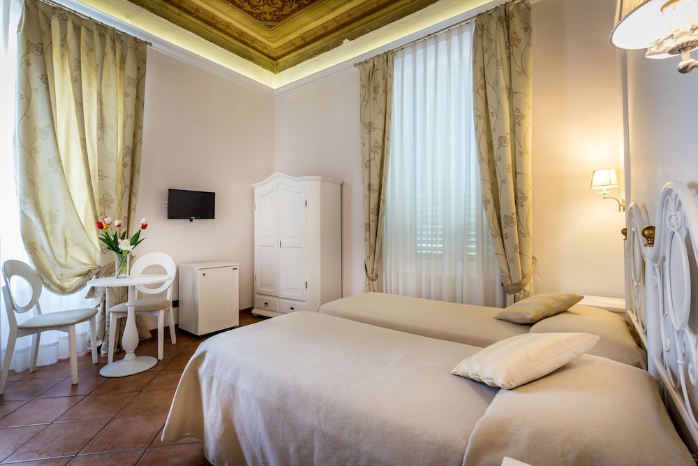 Hotel Ferrucci Firenze 13/50