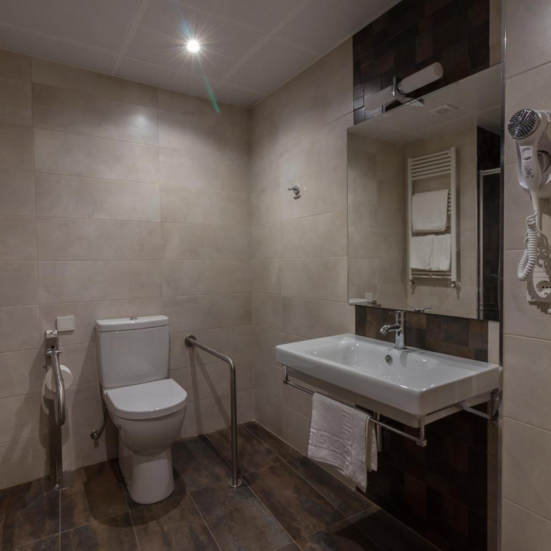 Hotel Novo Candido 40/47