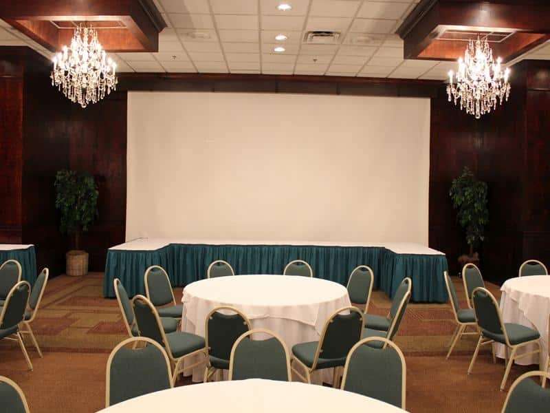 La Quinta Inn & Suites by Wyndham Coral Springs Univ Dr 20/23
