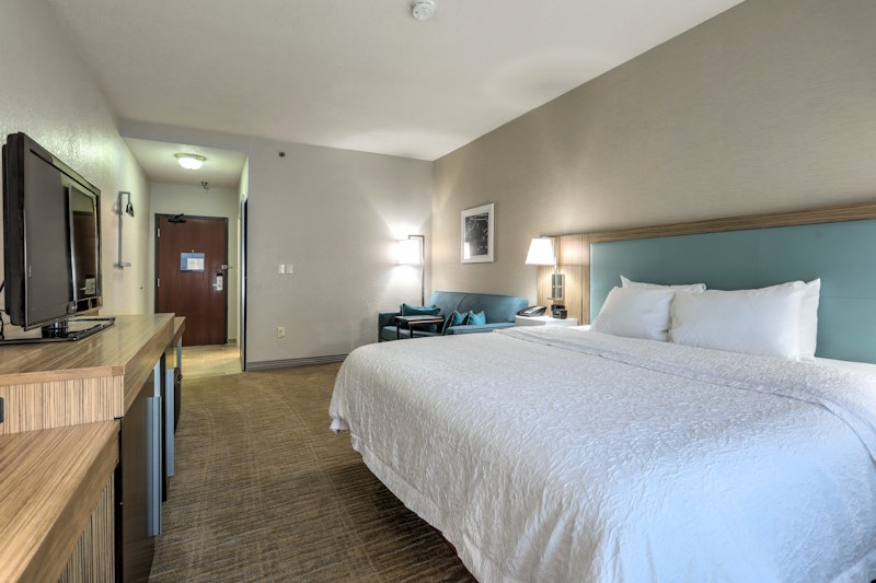 Hampton Inn Batavia 7/37