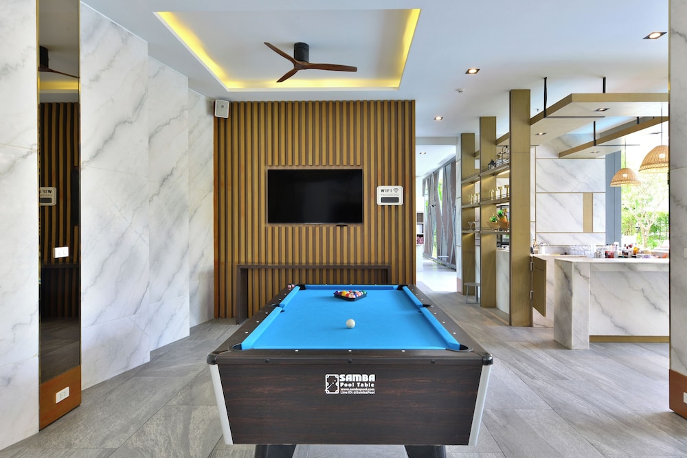 Altera Hotel And Residence Pattaya 49/62