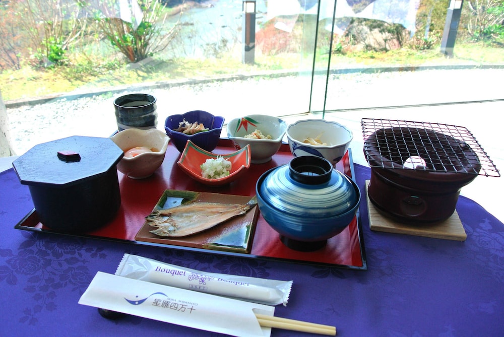 HOTEL SEIRA SHIMANTO 23/28