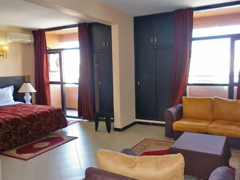 Hotel Oscar 38/46