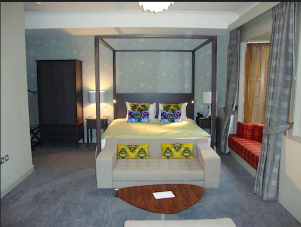 Coulsdon Manor 32/62
