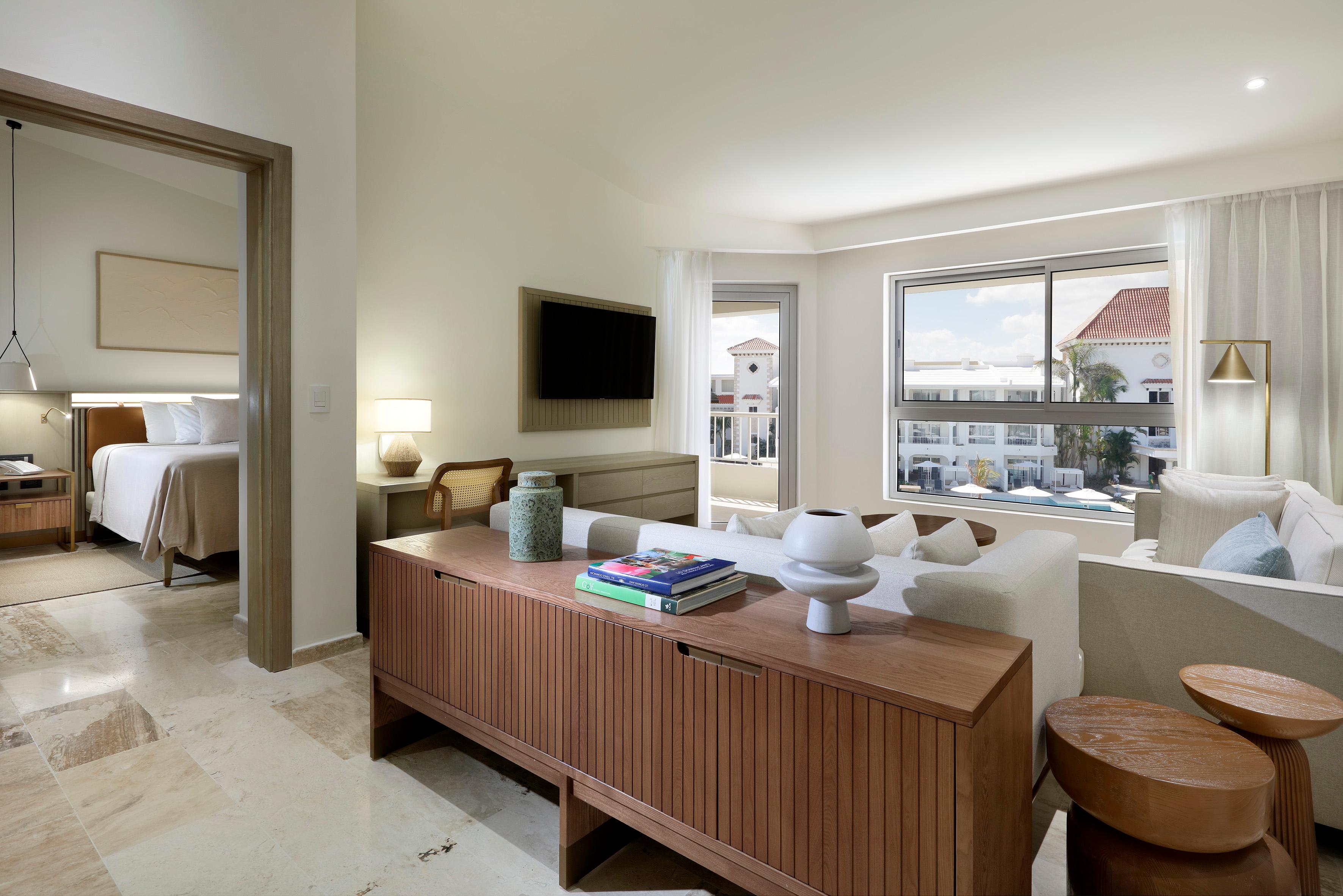 Master, Suite, Quadruple, Garden View
