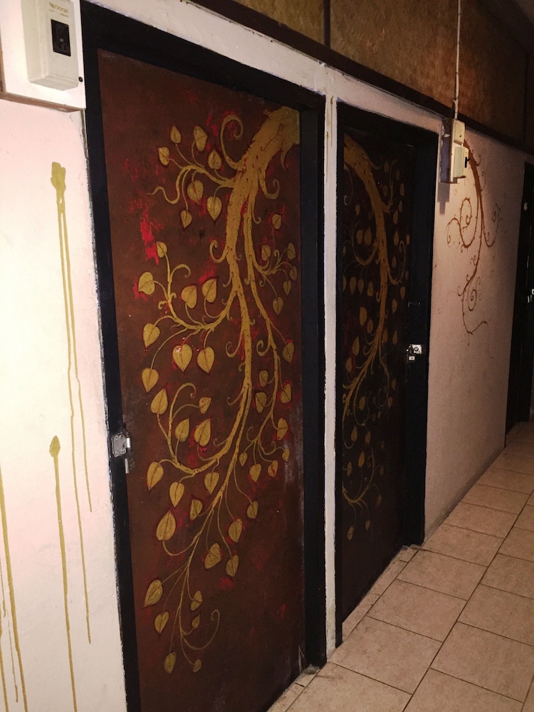 Shanti Lodge Bangkok 41/70