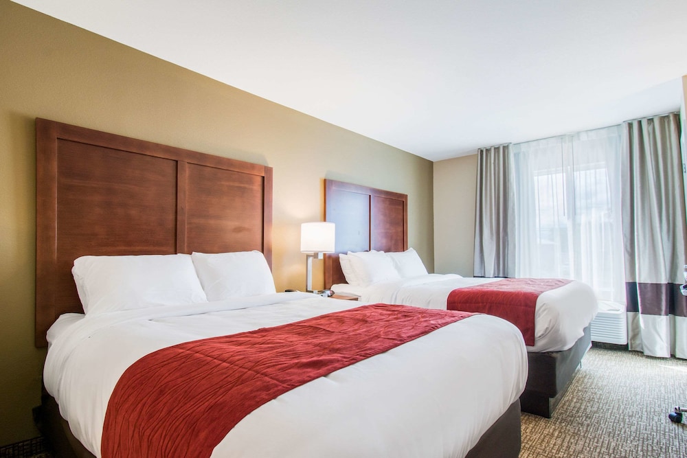 Comfort Inn Suites Harrisburg Hershey West 15/49