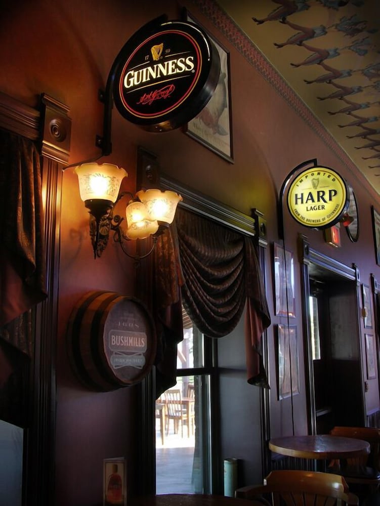 Water Street Inn 27/64