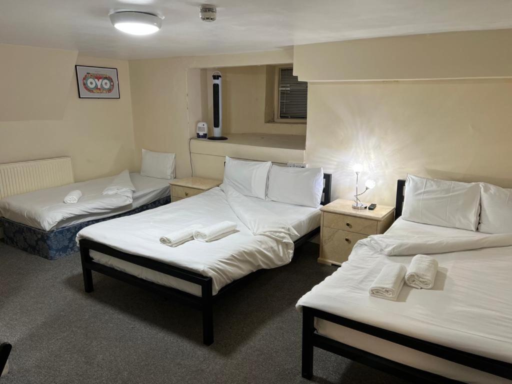 Oyo Stratford Hotel 20/58