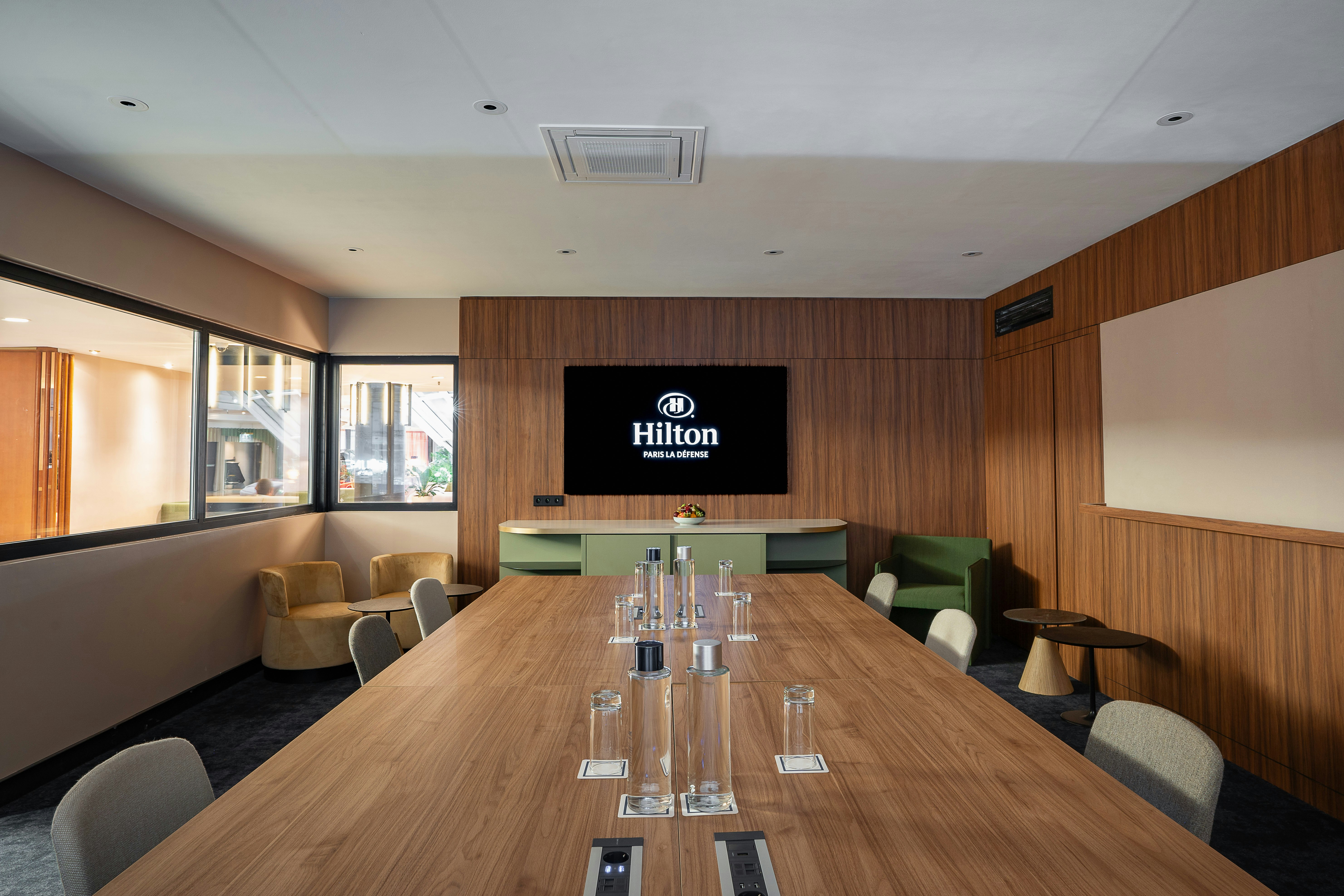 Hilton Paris La Defense 36/50
