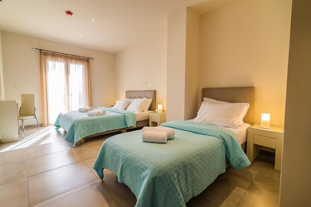 Hotel Kontes 25/65