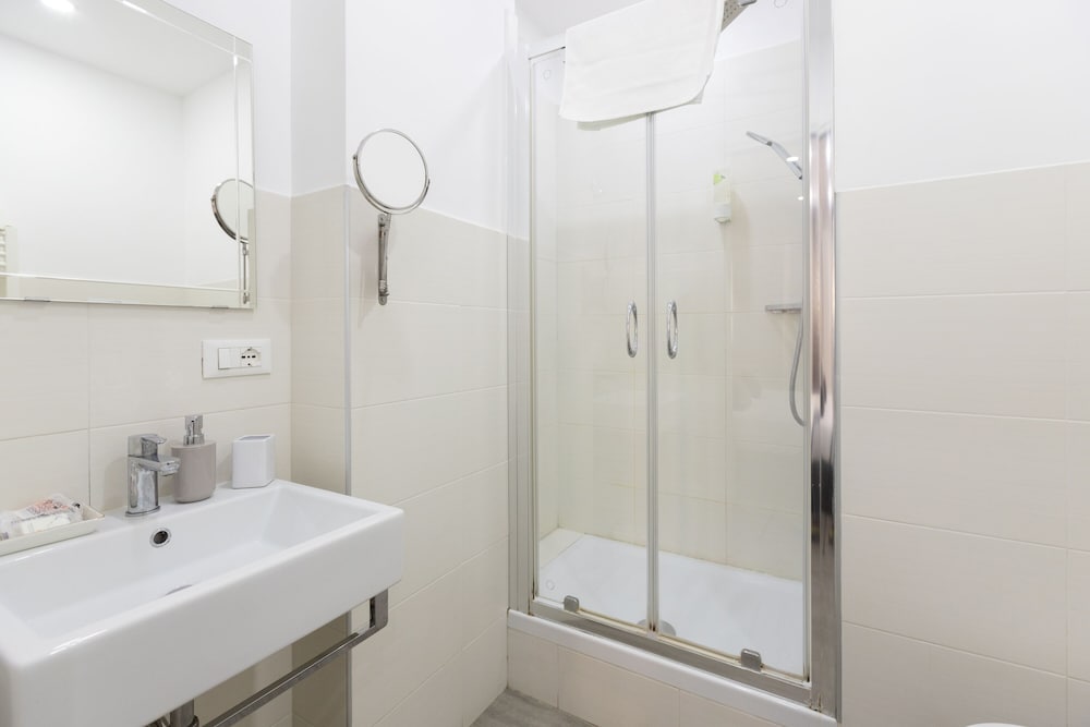 247 Luxuryrooms 45/50