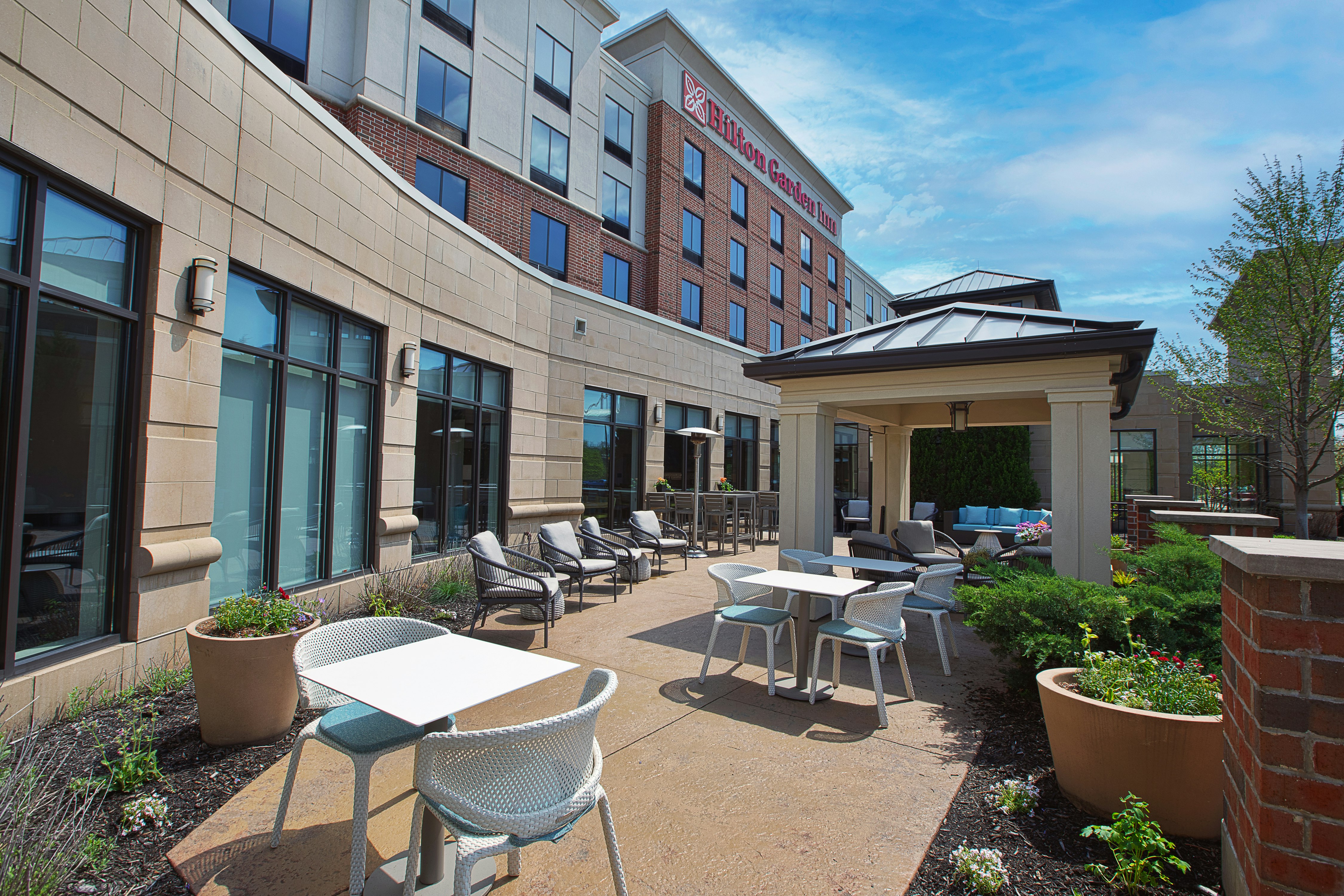 Hilton Garden Inn Akron 11/77