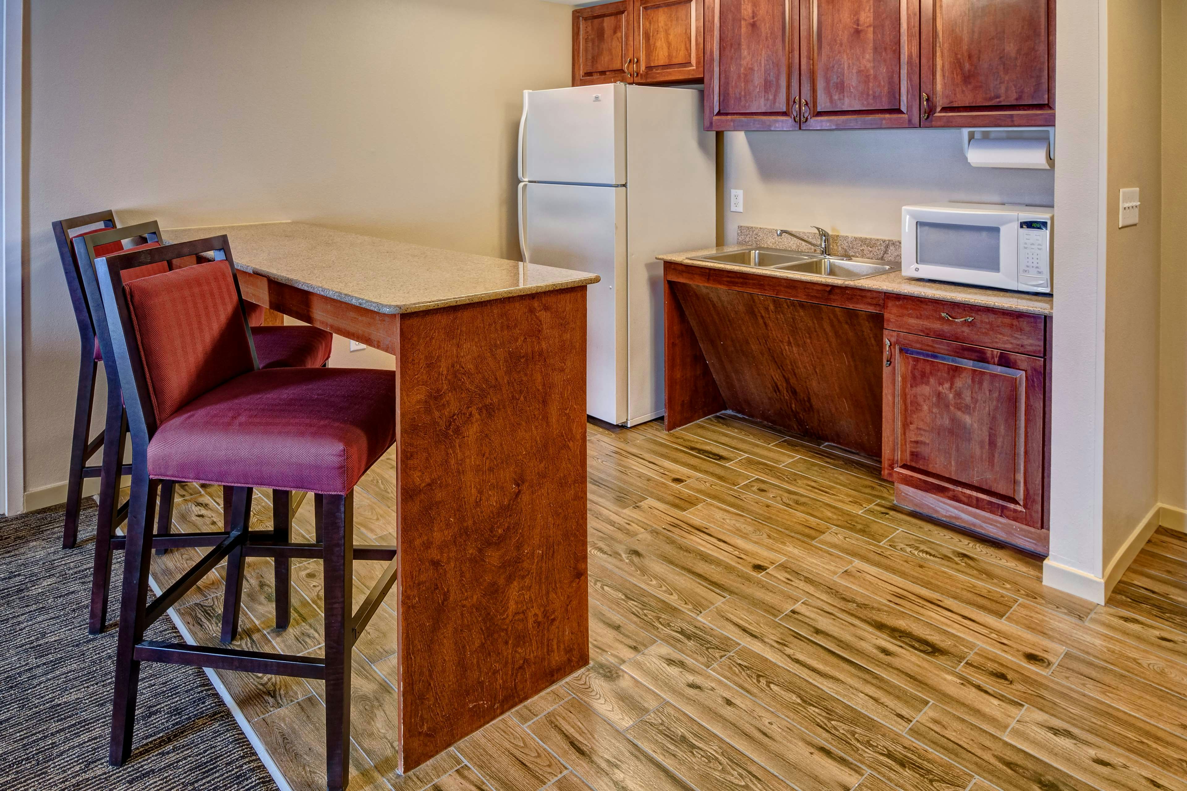 Hampton Inn By Hilton Dunn 40/58