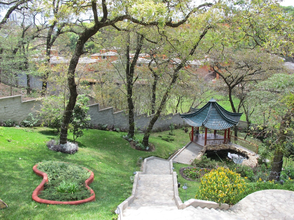 Suites Jardin Imperial 13/63