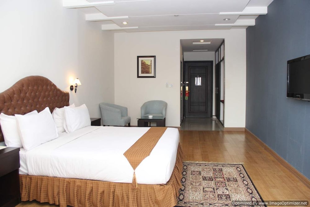 Hotel Javson Sialkot 18/60