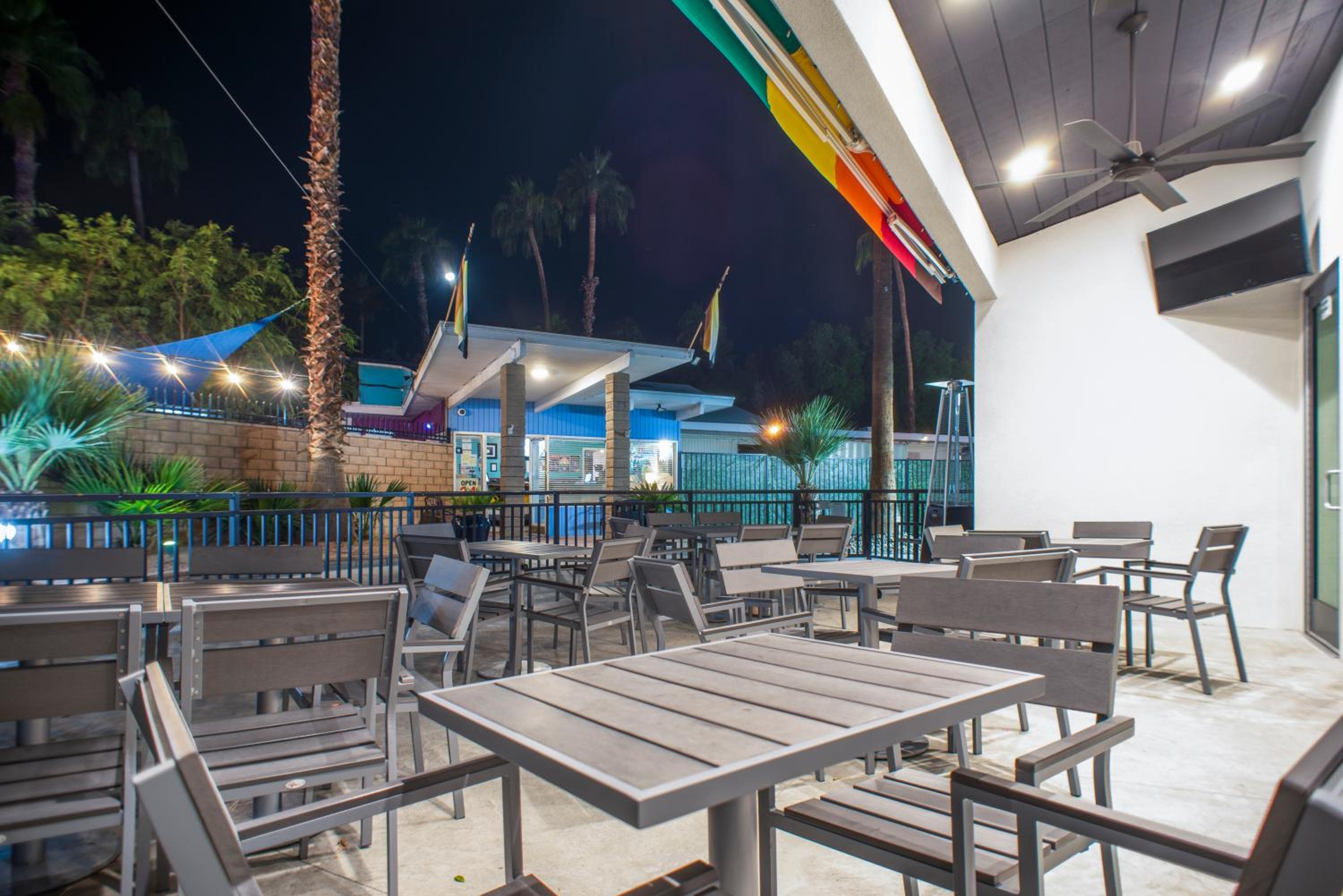 CCBC Resort Hotel - A Gay Men's Resort 13/26