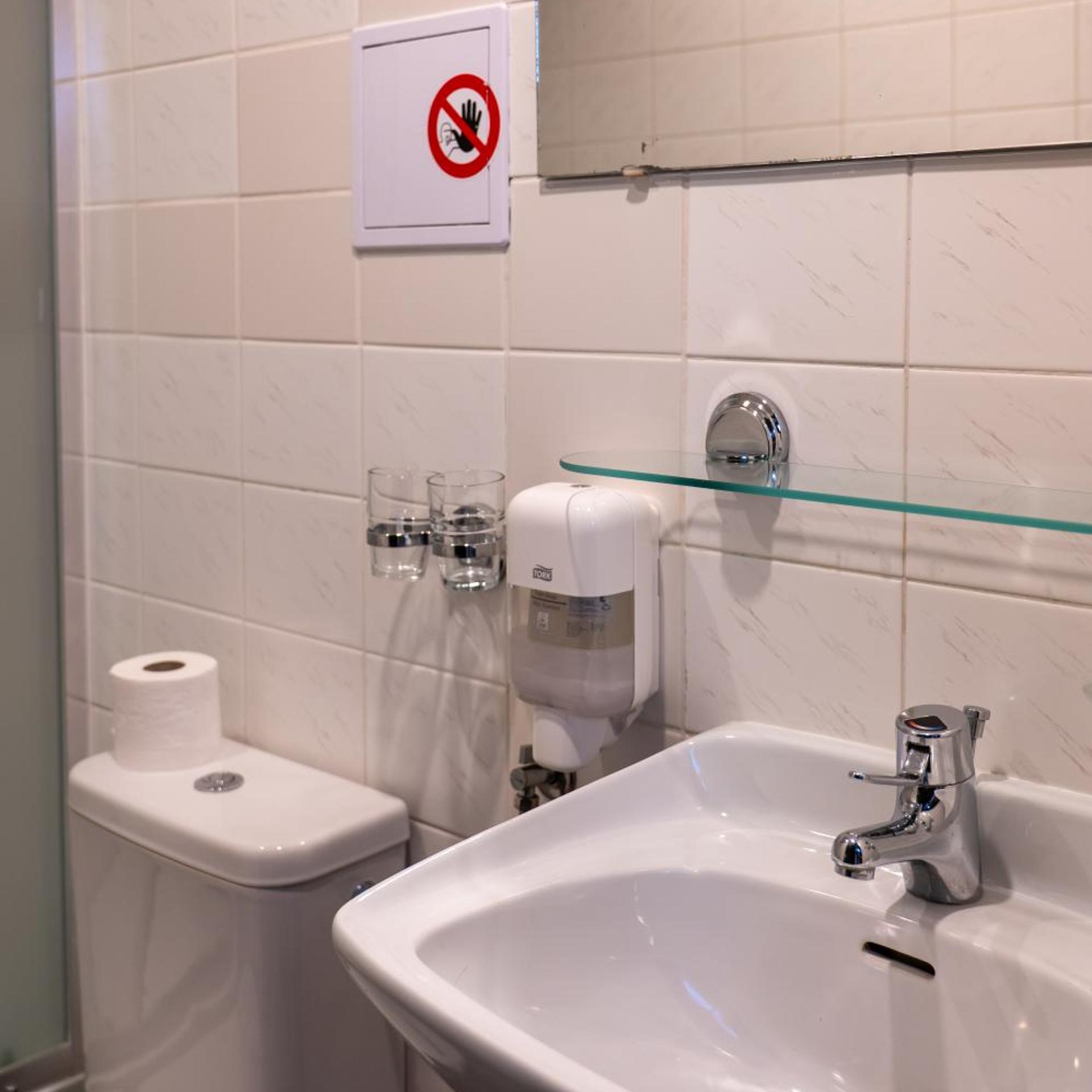 غرفة بسرير مزدوج أو سريرين منفصلين، Hotel CB Royal 6/10